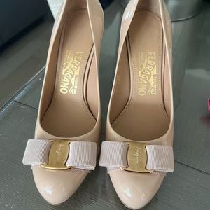Ferragamo Pumps